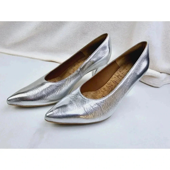 Bhava Size 39 (US 8.5-9) Women's Silver Slip On Pointed Toe Pumps Made In Spain - Picture 6 of 15